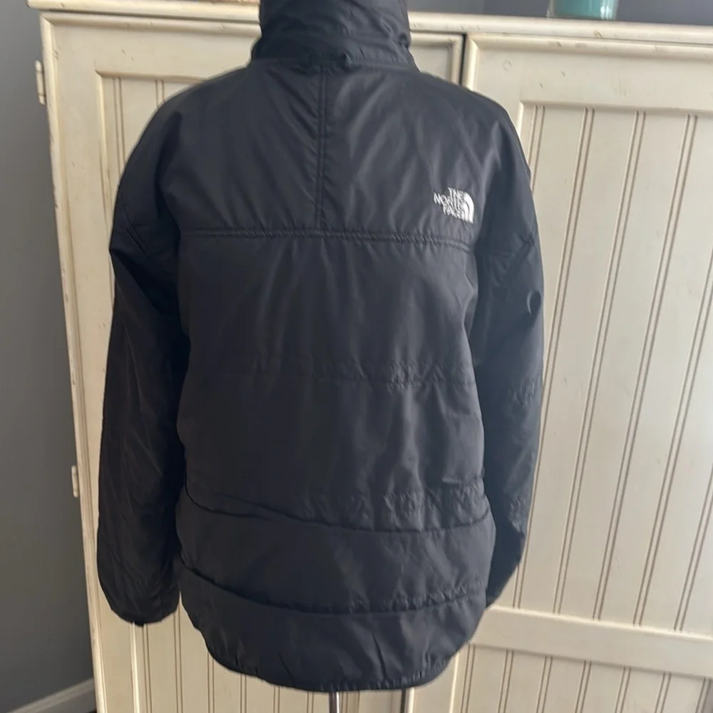 The North Face Men’s Light Weight Zip Up Jacket